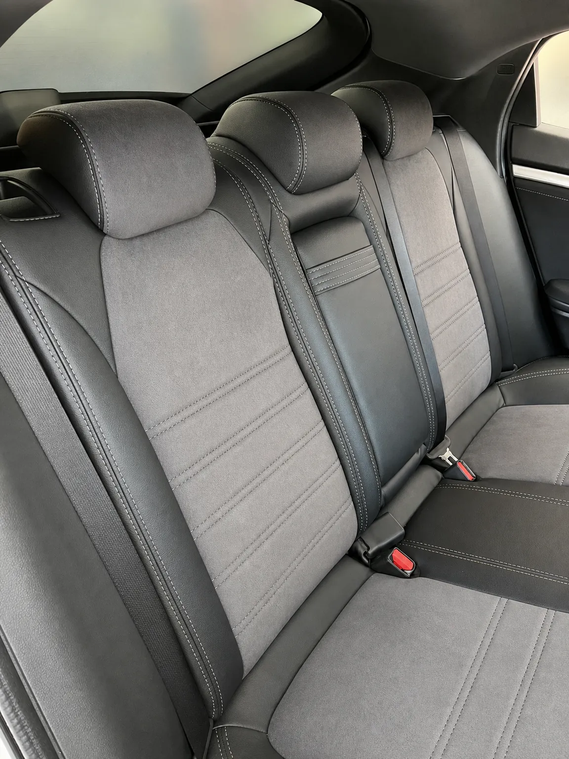 Honda Civic koltuk kılıfı, siyah-gri taytüyü kumaş, ön koltuklar (2016+)