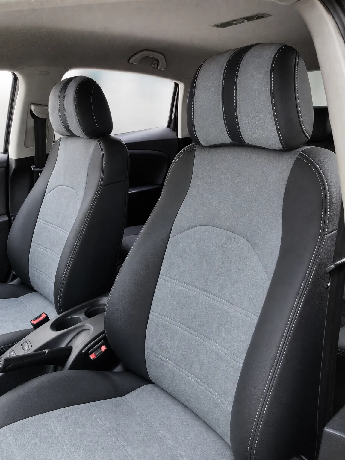 Seat Leon koltuk kılıfı, siyah-açık gri taytüyü kumaş, ön koltuklar (2005-2012)