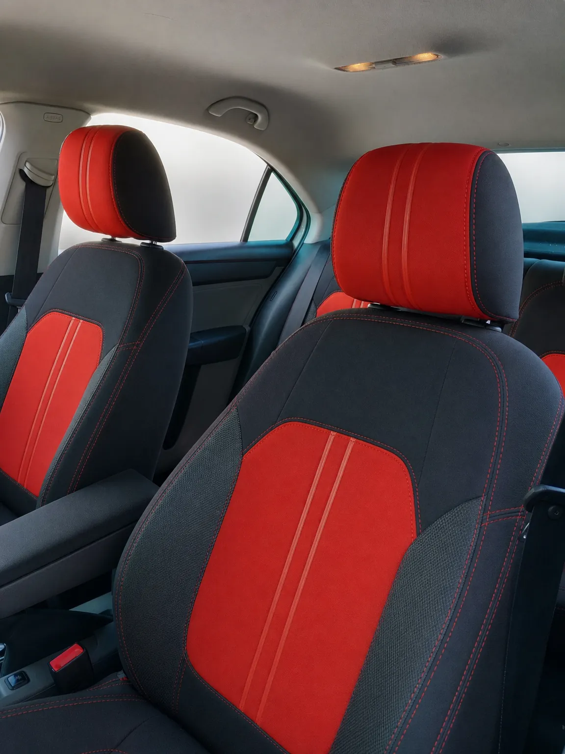 Seat Toledo koltuk kılıfı, siyah-kırmızı kumaş, ön koltuklar (2013+)