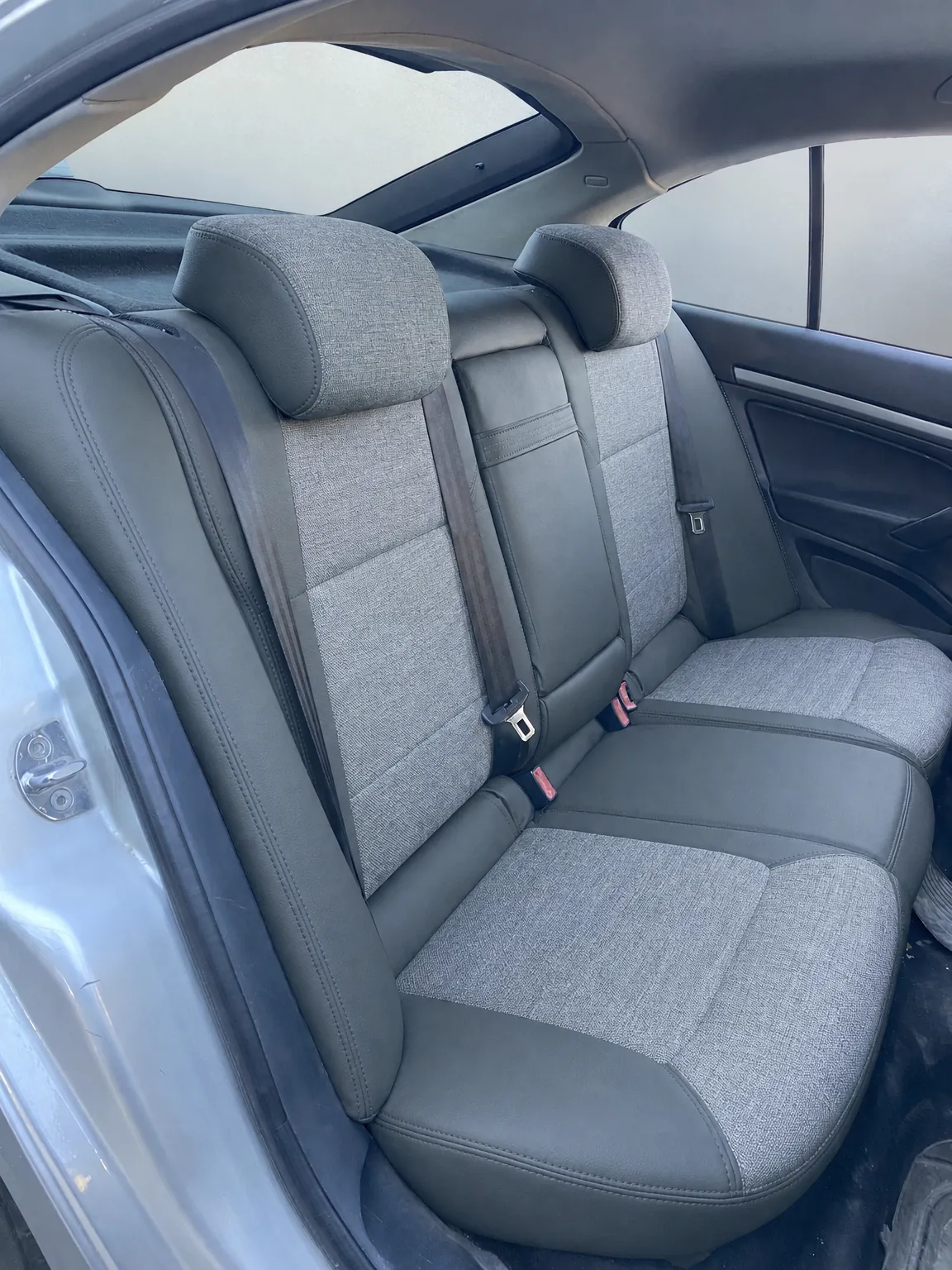 Volkswagen Bora koltuk kılıfı, siyah-gri keten kumaş, arka koltuk