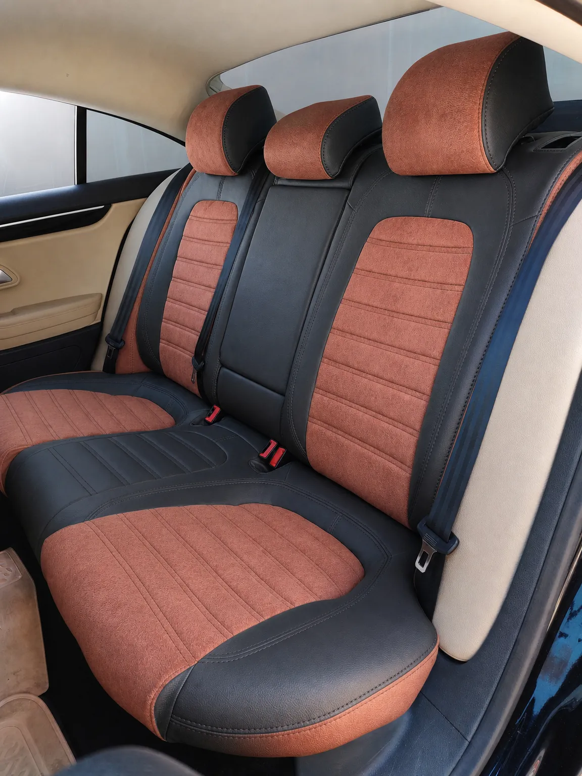 Volkswagen CC koltuk kılıfı, siyah-taba taytüyü kumaş, arka koltuk