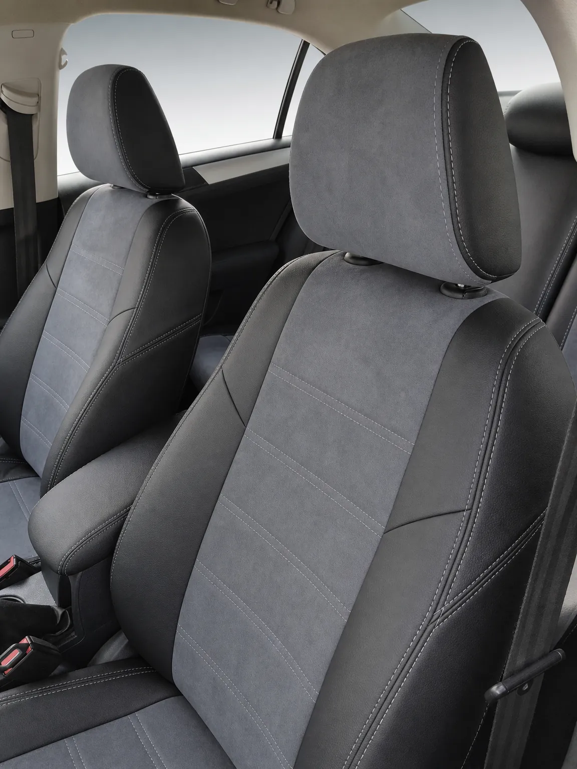 Volkswagen Jetta koltuk kılıfı, siyah-beyaz şeritli kumaş, ön koltuklar (2011+)